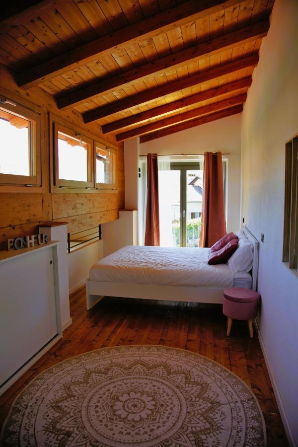 Our Happy Place - Casa Vacanze Per Il Viaggiatore Slow Mandello del Lario Exteriör bild
